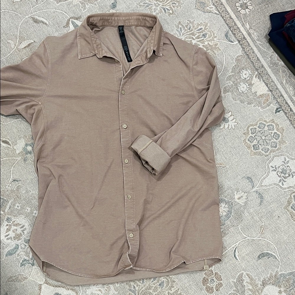 Lululemon Men's Commission Beige Shirt